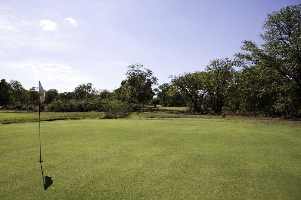 The Kingdom At Victoria Falls Exterior photo