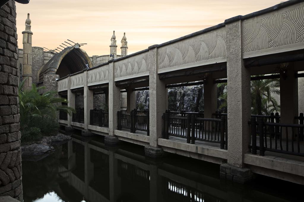 The Kingdom At Victoria Falls Exterior photo